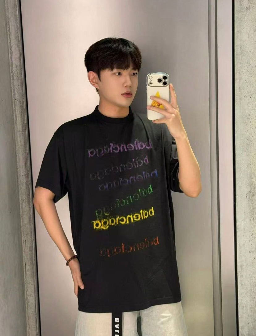 주말QZ / 발렌시아가  컬러풀 레터링 반팔 티셔츠