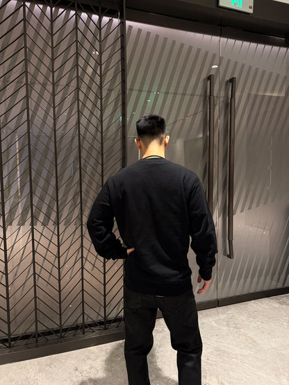 주말QZ / 몽클레르  엠보 포켓 맨투맨