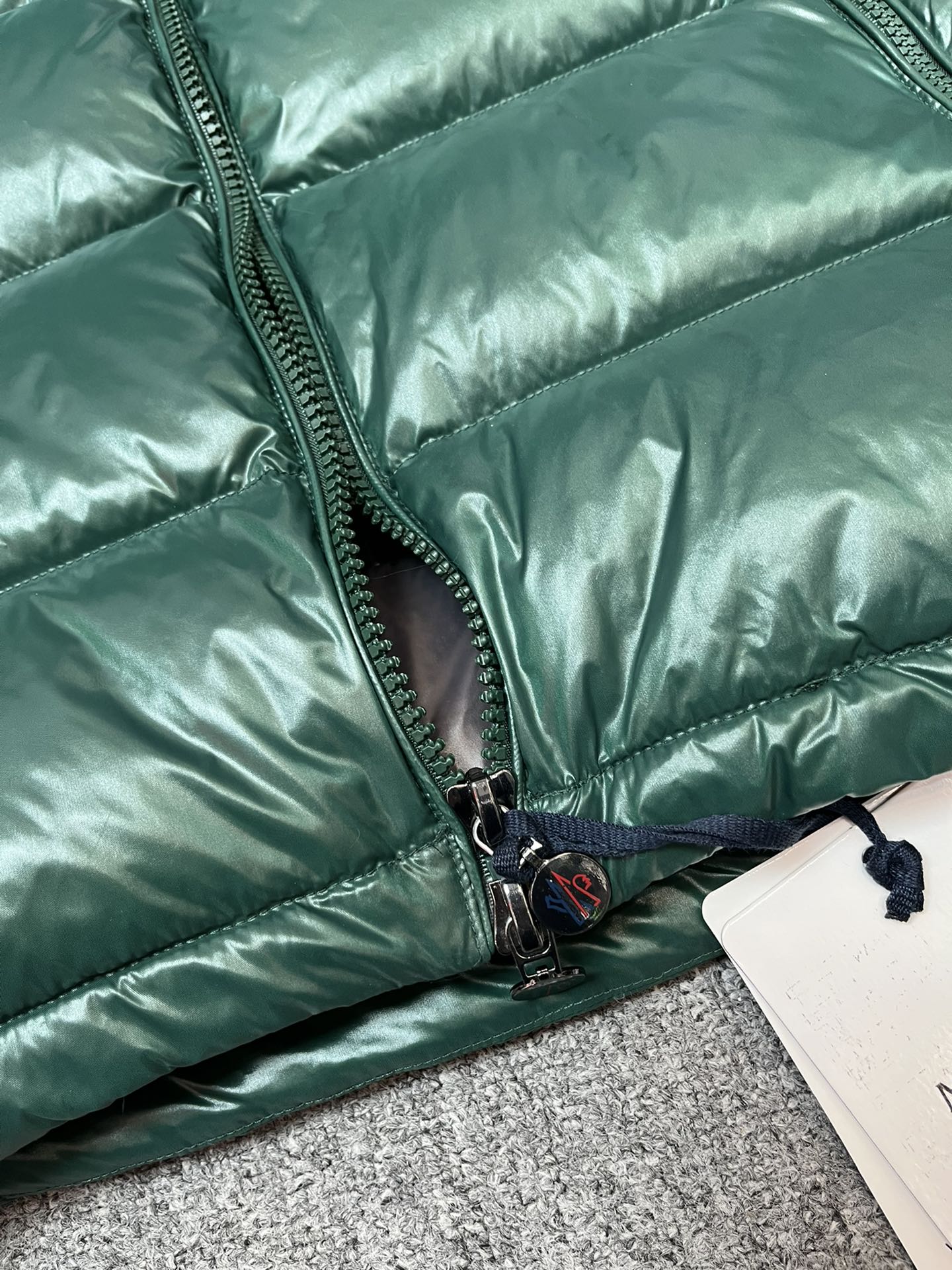 벨라 / MC 패딩 조끼