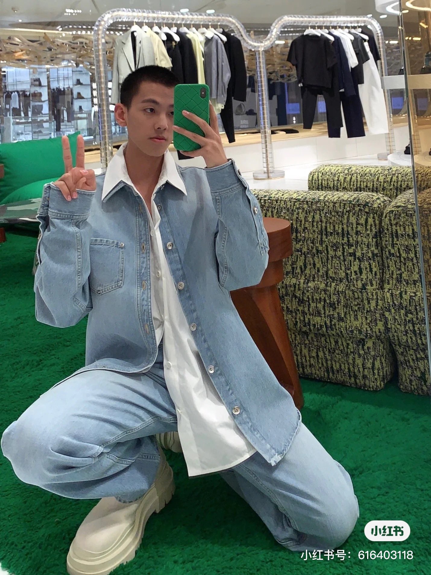대리석 / 보테가베네타 라이트블루 데님 셔츠