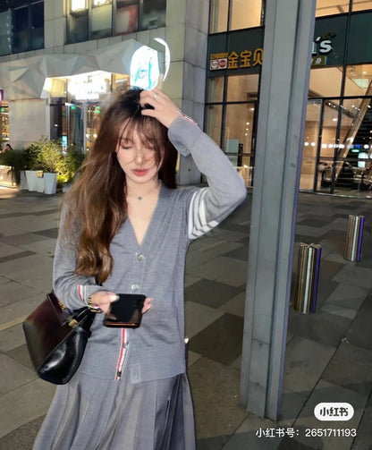 대리석 / 그레이/블루 5버튼, 시대를 초월한 클래식 머서라이즈 울 가디건  2가지색상