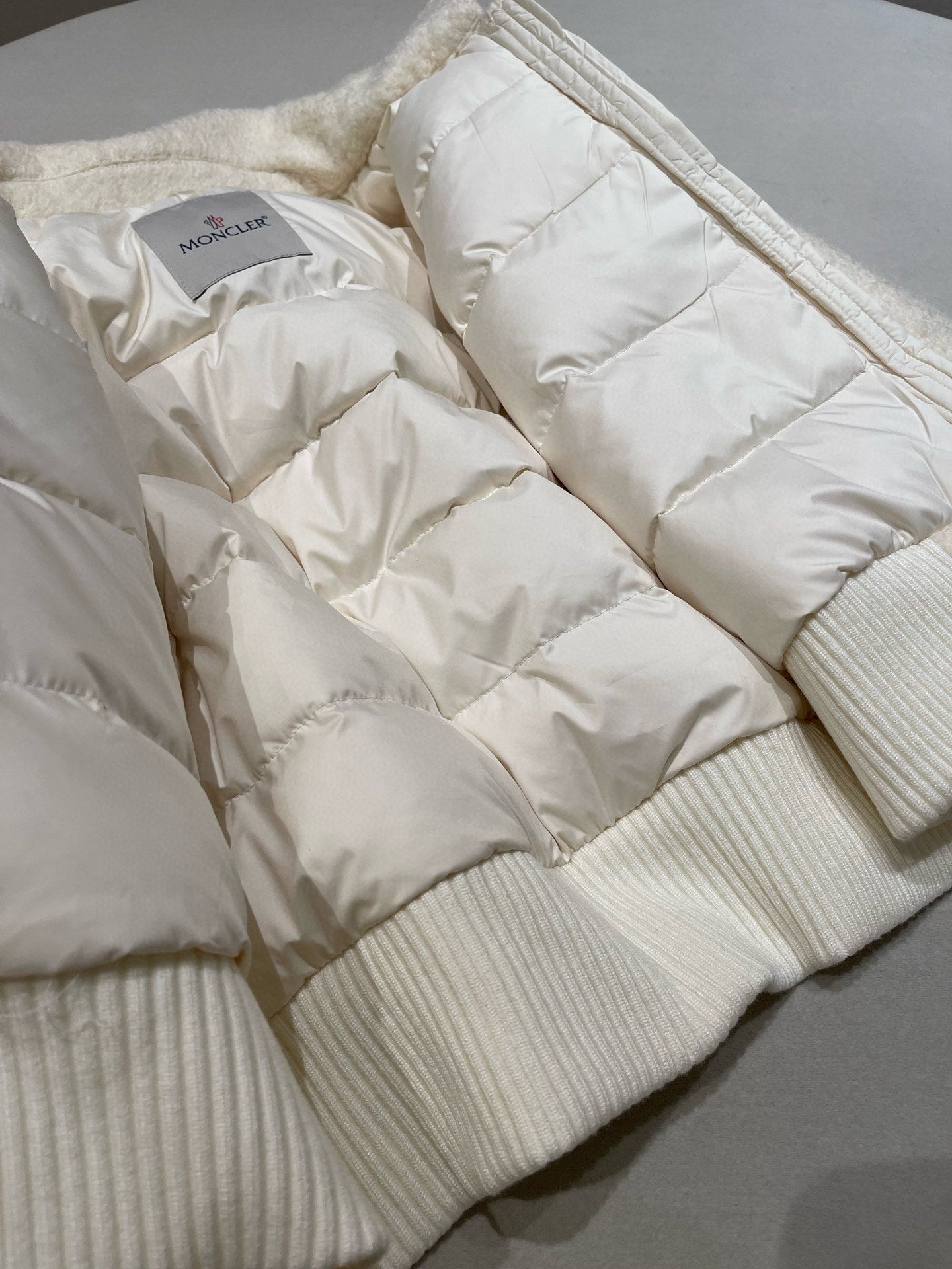 Bella / MC Wool Hood Goose Down Padding