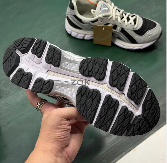 ZOK / 아식스 키스 신발