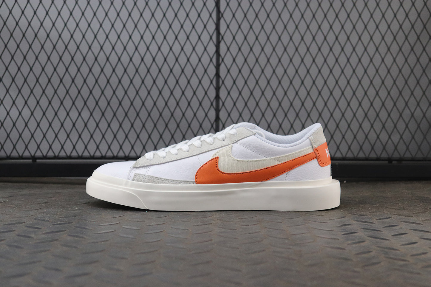 MEC / Nike Men's Flat Shoes