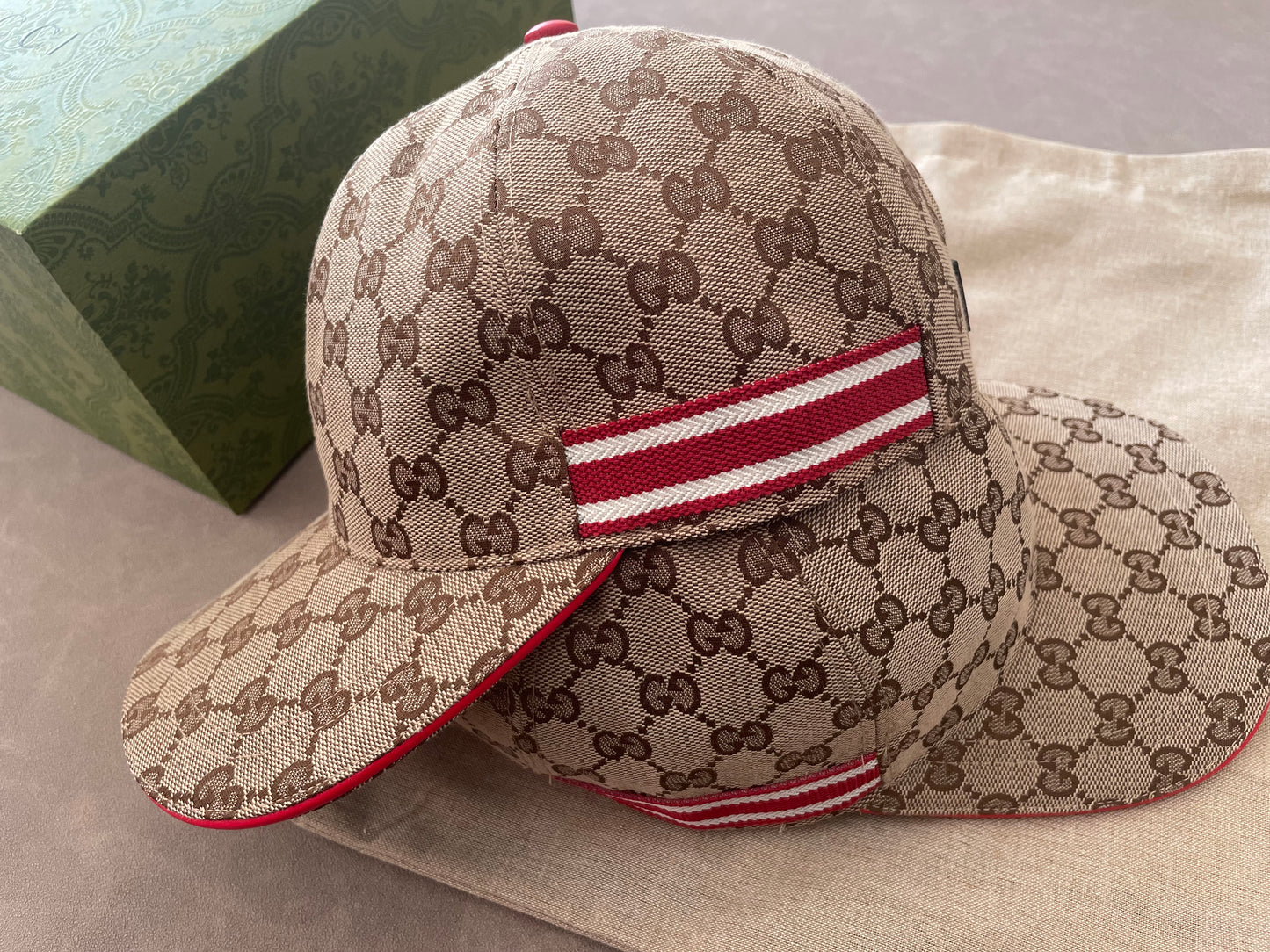 Wave/Gucci Hat