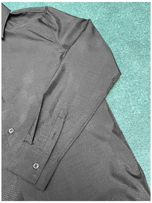 Tile factory / Louis Vuitton men's shirt