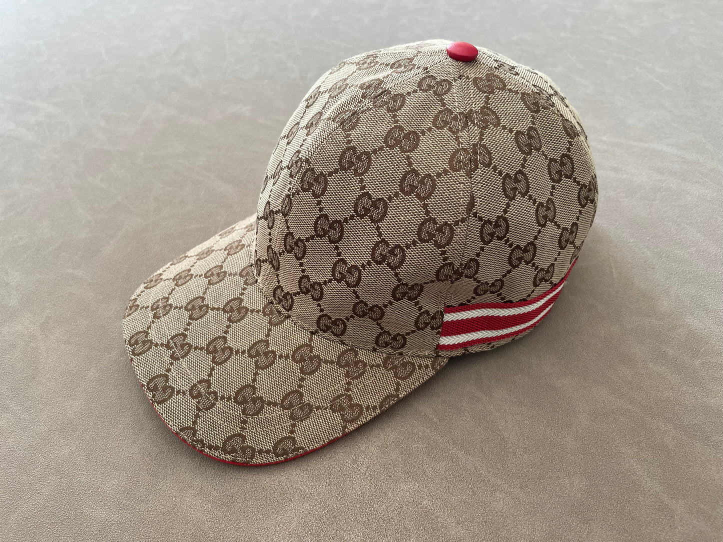 Wave/Gucci Hat