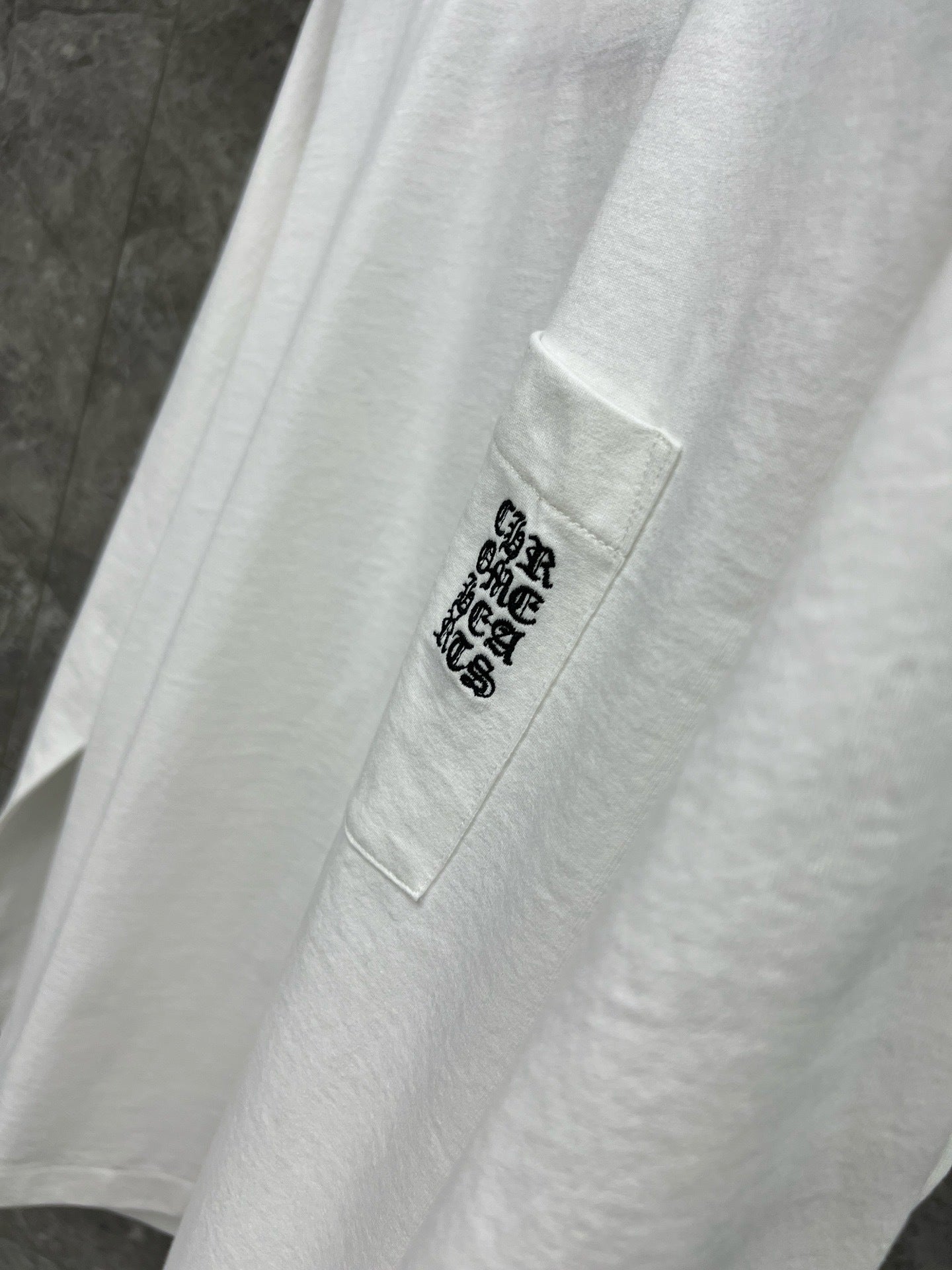 대리석 / 크롬하츠 티셔츠