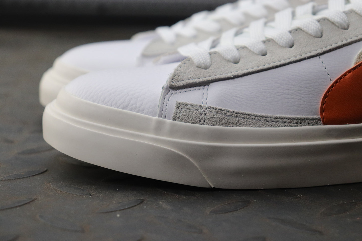 MEC / Nike Men's Flat Shoes