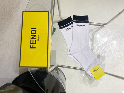 CND / 펜디 양말