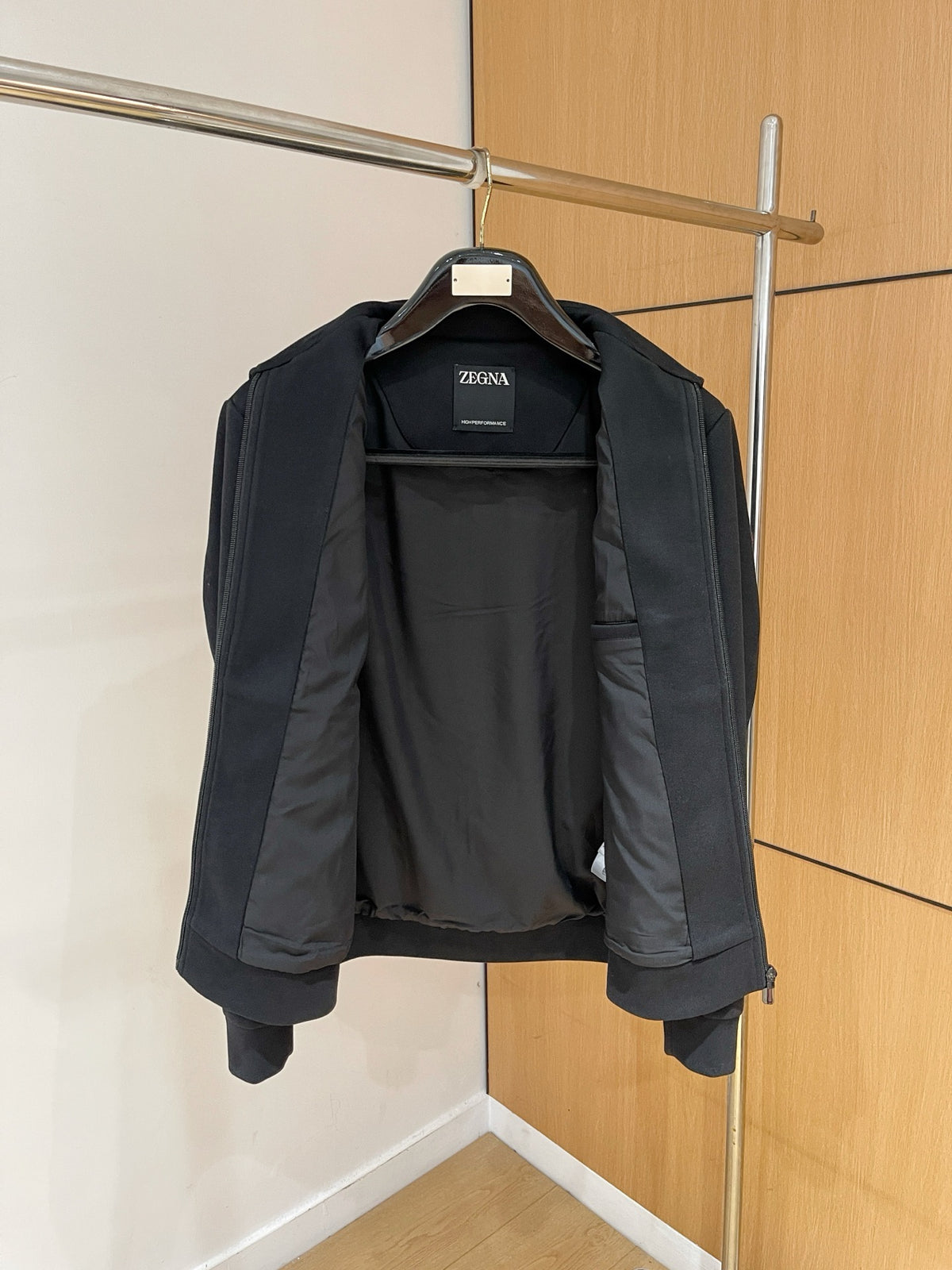 zb / 제냐  두꺼운 지퍼 재킷