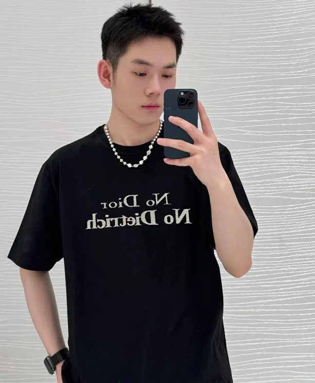 ZOK / 디올 자수 문구 반팔티