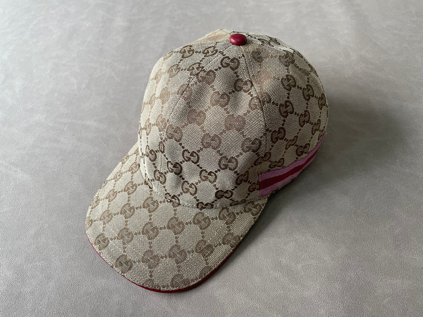 Wave/Gucci Hat