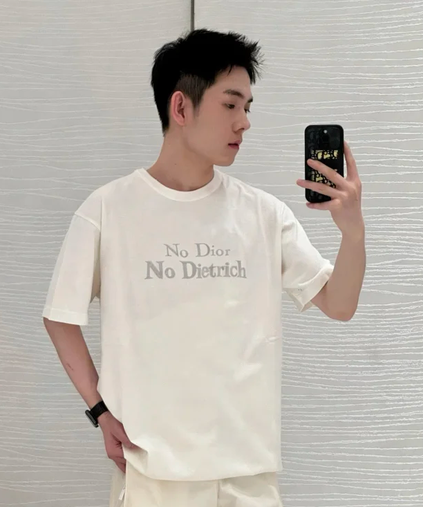 ZOK / 디올 자수 문구 반팔티