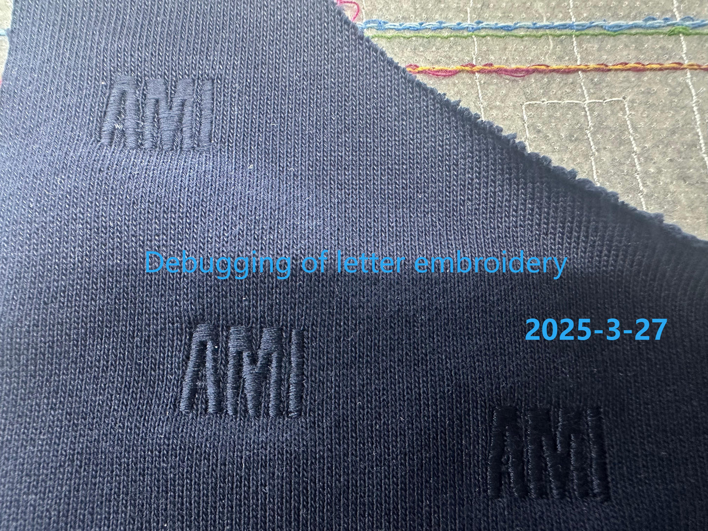 탑아미 / 아미 2025년형 화이트 와펜 후드집업 white badge zipper hoodie