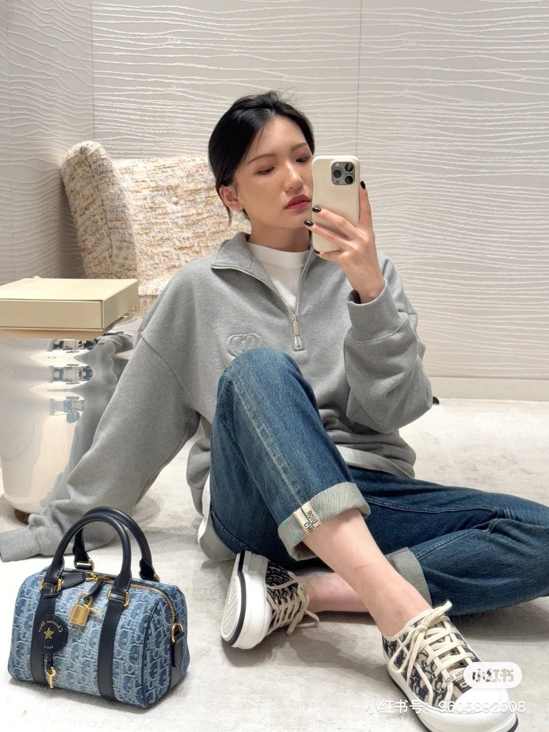 대리석 / 디올 반지퍼 맨투맨