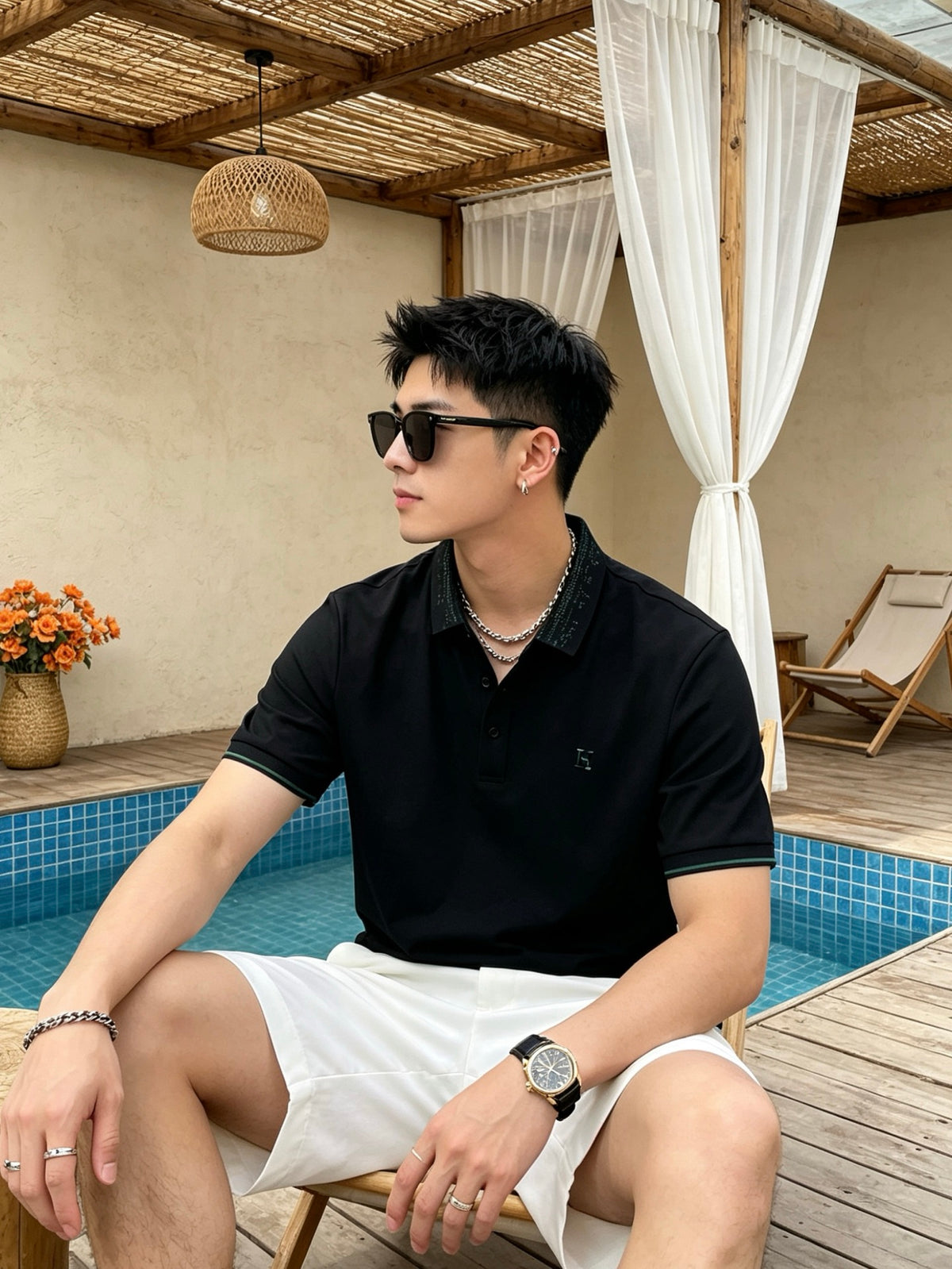 컬러 대비 H 자수 폴로셔츠