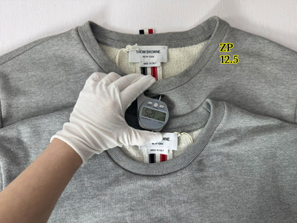 Chain / Thom Browne Sweatshirt