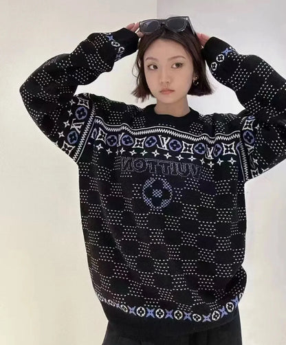 v공장 / 루이비통 25SS LV 엠보스드 남성 후드 니트 티셔츠 블랙 1A9FQI |