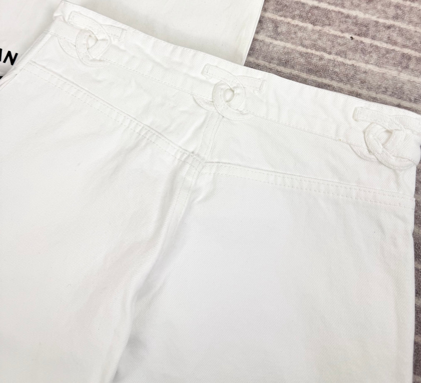 타지아 / 샤넬 25c 화이트 허리 홀로우 더블 c 청바지
