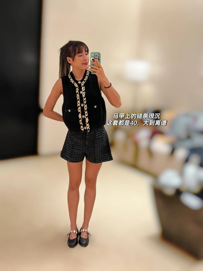 타지아 / 샤넬 24a 블랙 앤 그레이 데님 반바지