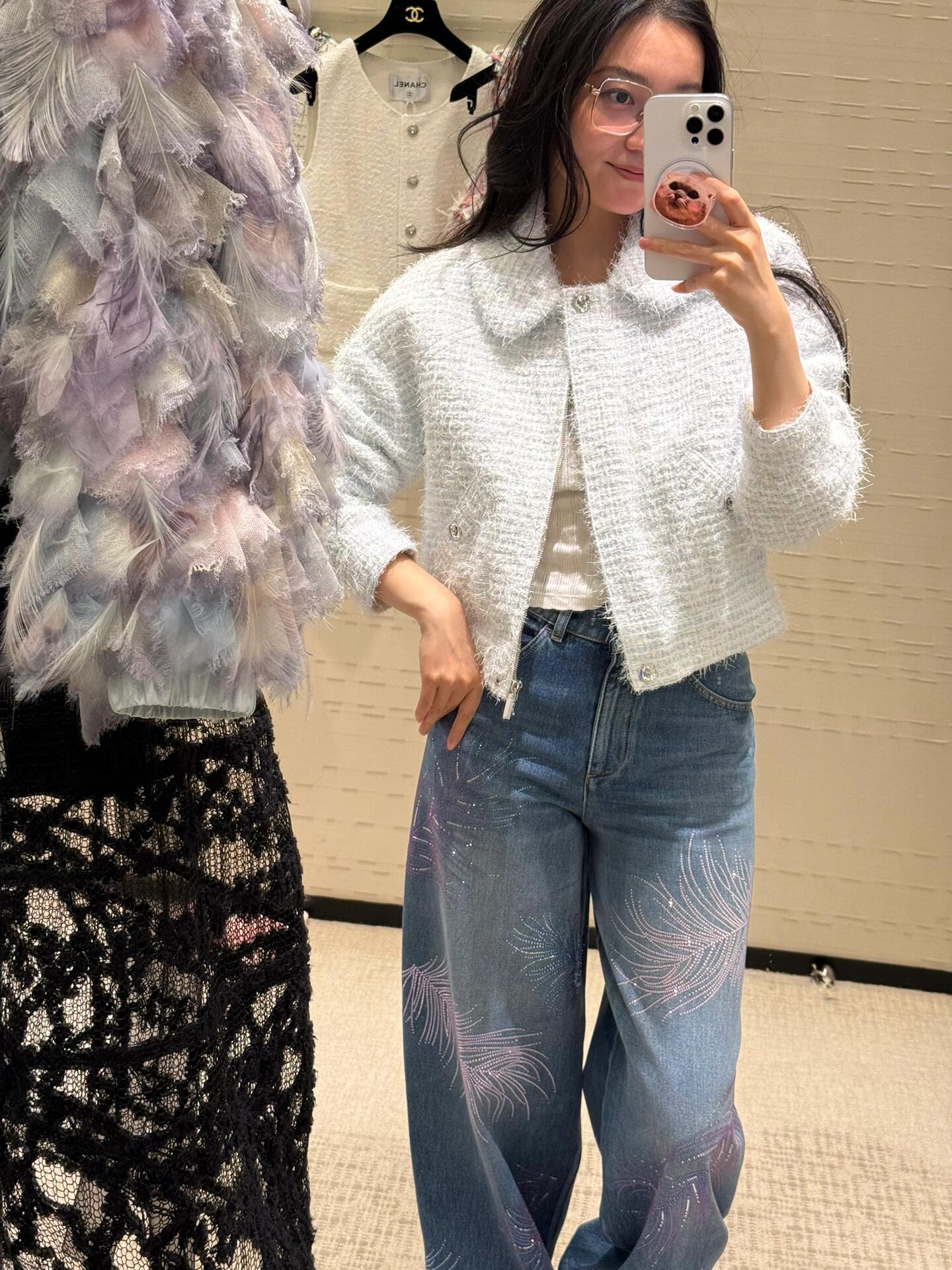 타지아 / 샤넬 25s 깃털과 라인스톤 청바지