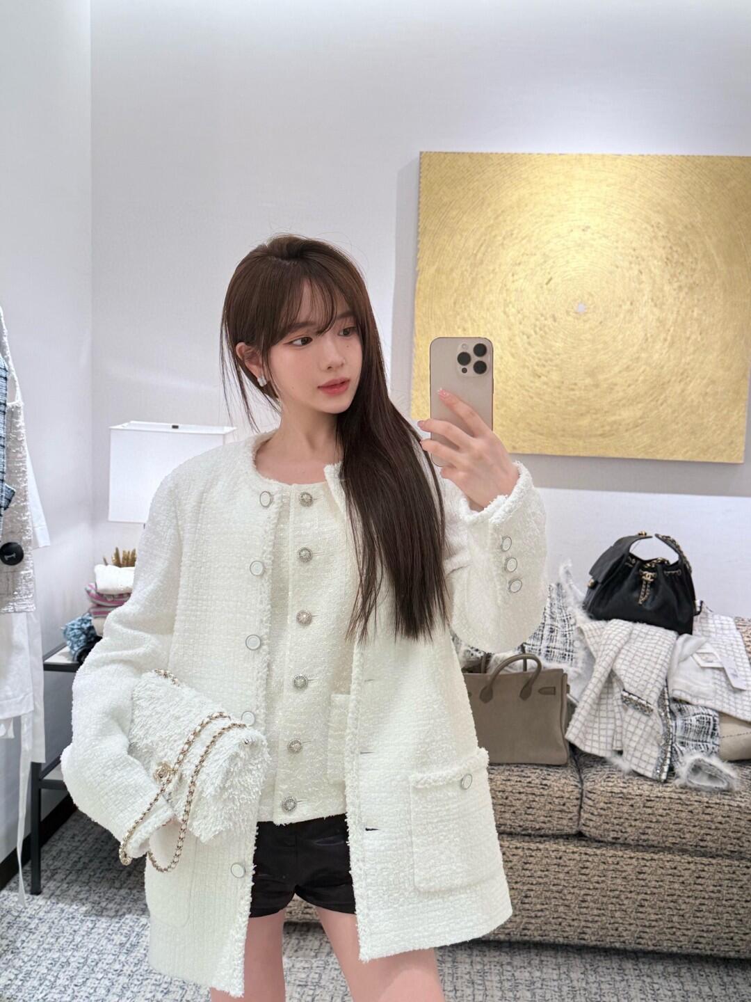 타지아 / 샤넬 25s 화이트 소프트 나일론 재킷