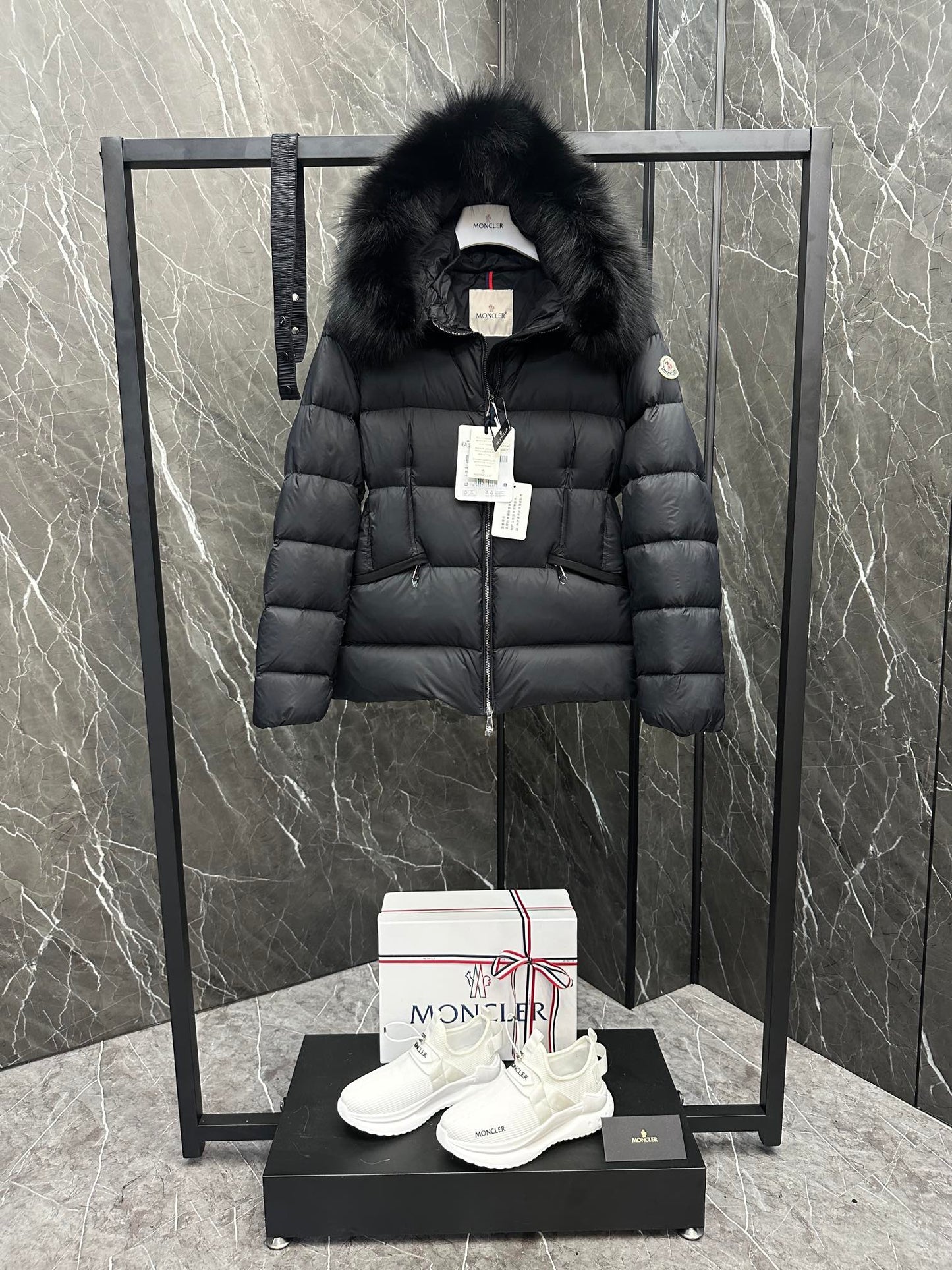 벨라 / MC 짧은 패딩 재킷 재킷