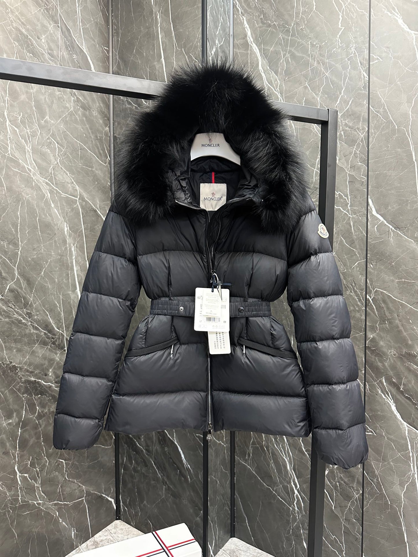 벨라 / MC 짧은 패딩 재킷 재킷