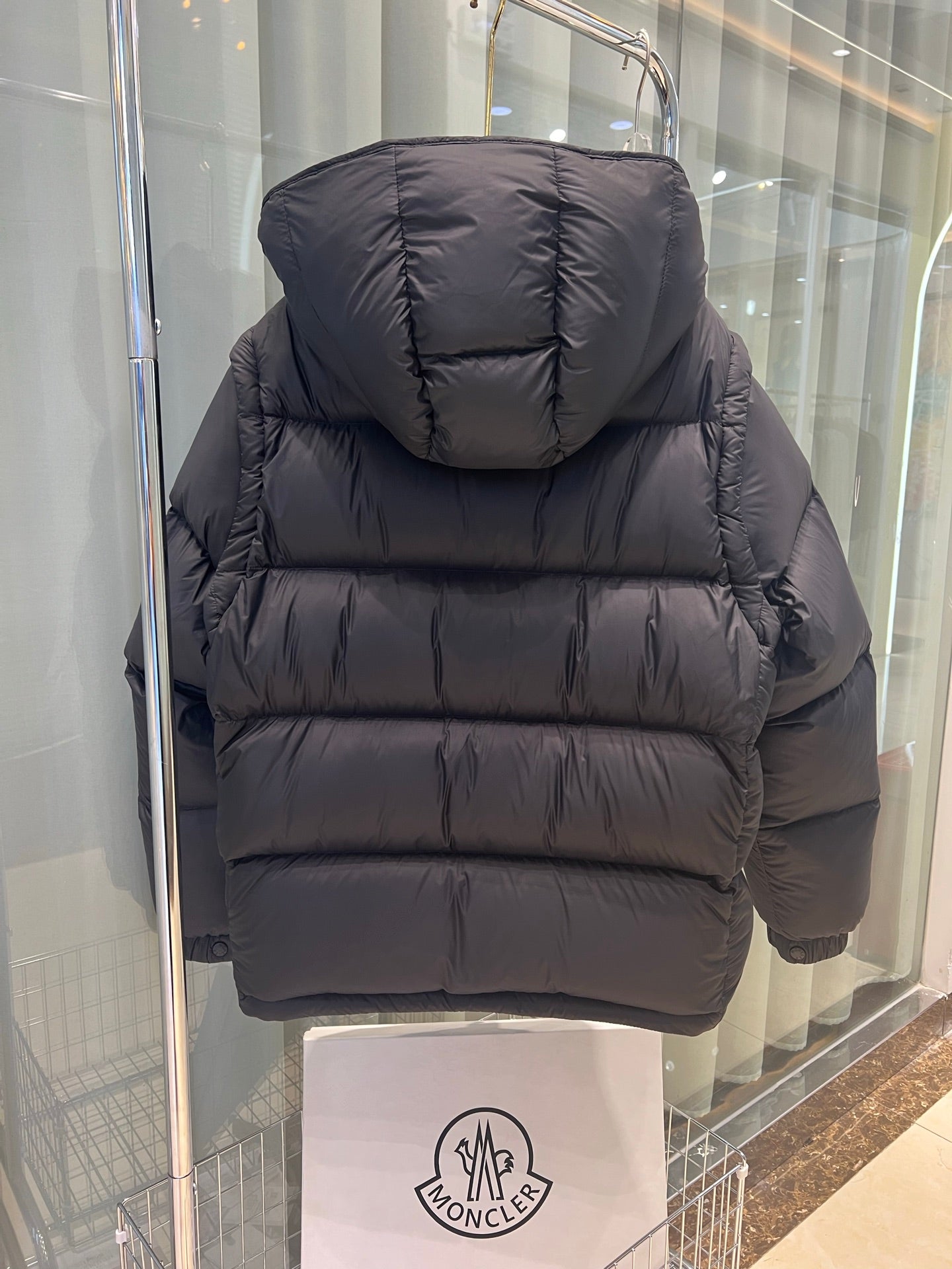 벨라 / MC 패딩