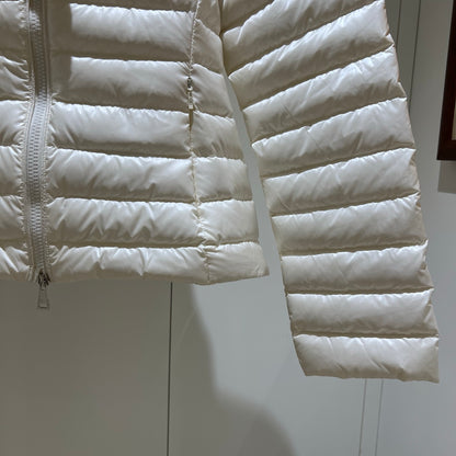 Bela / MC Short Slim-fit Padded Jacket