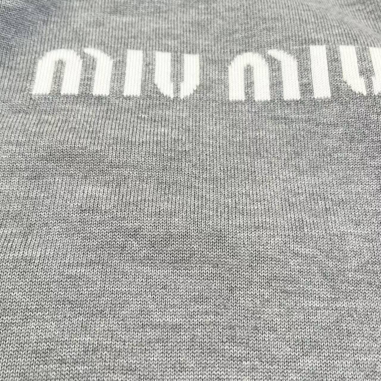 aa / 미우미우 니트