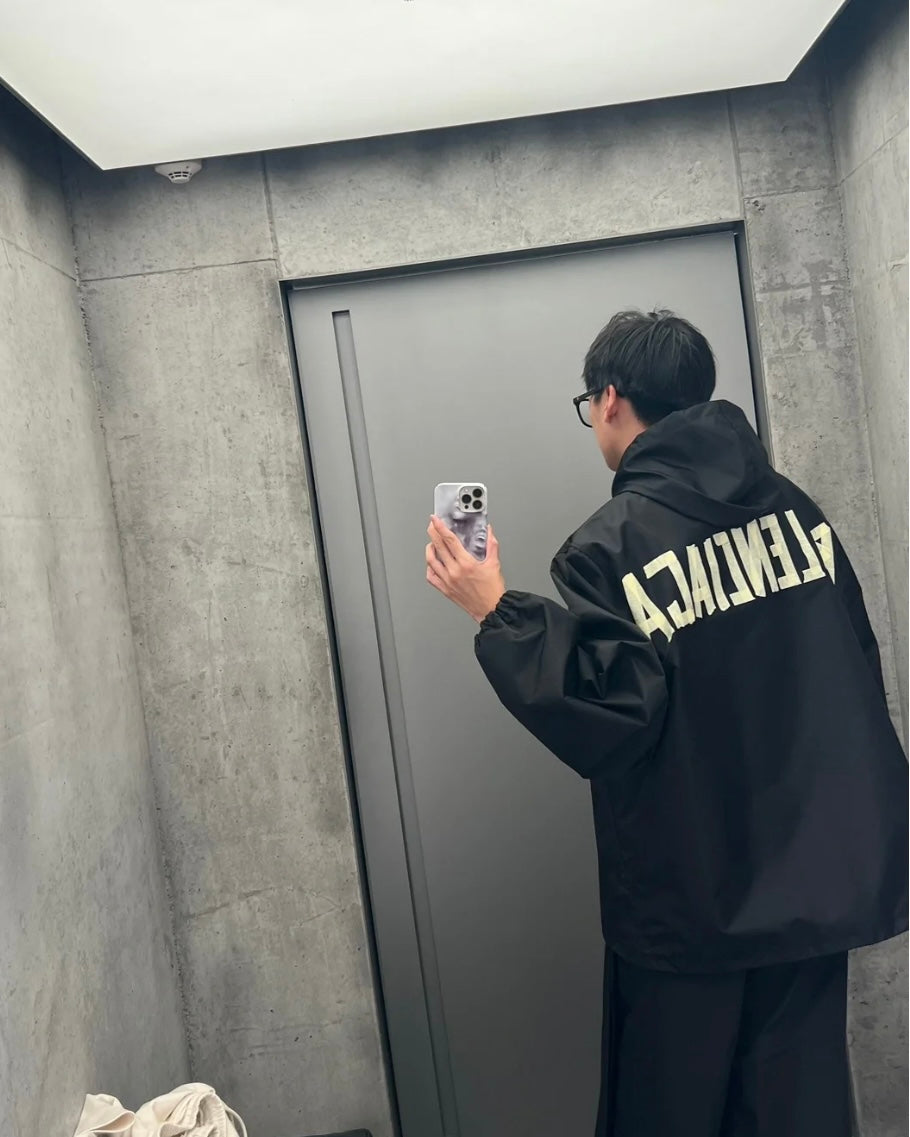 TJ / 발렌시아가 바람막이 자켓, 𝗕𝗔𝗟𝗘𝗡𝗖𝗜𝗔𝗚𝗔 발렌시아가 테이프타입 윈드브레이커 자켓