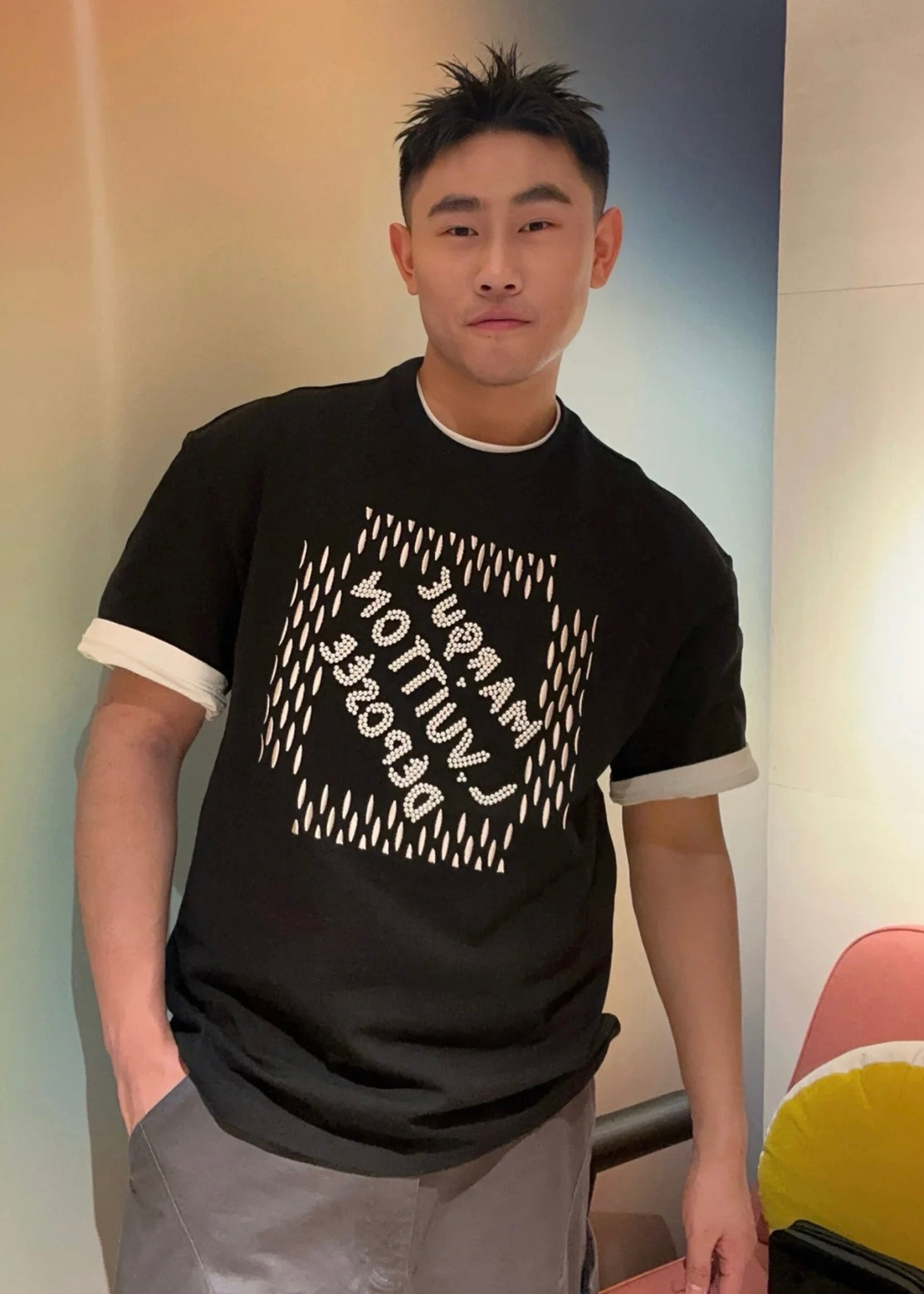 TJ셀러 / 루이비통 반팔티 , LV 자수 코튼 티셔츠