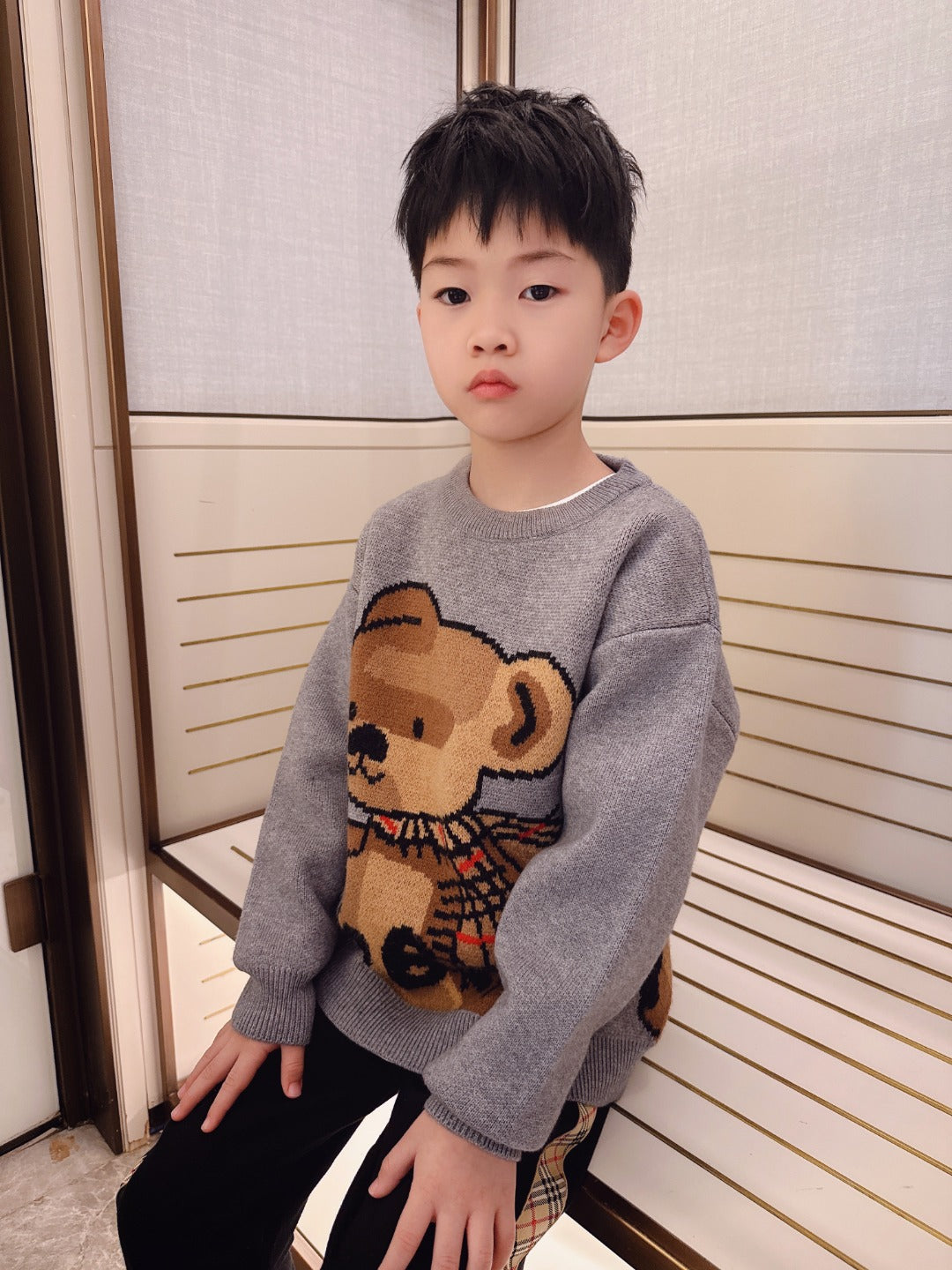 aa / 버버리 베어 자수 니트