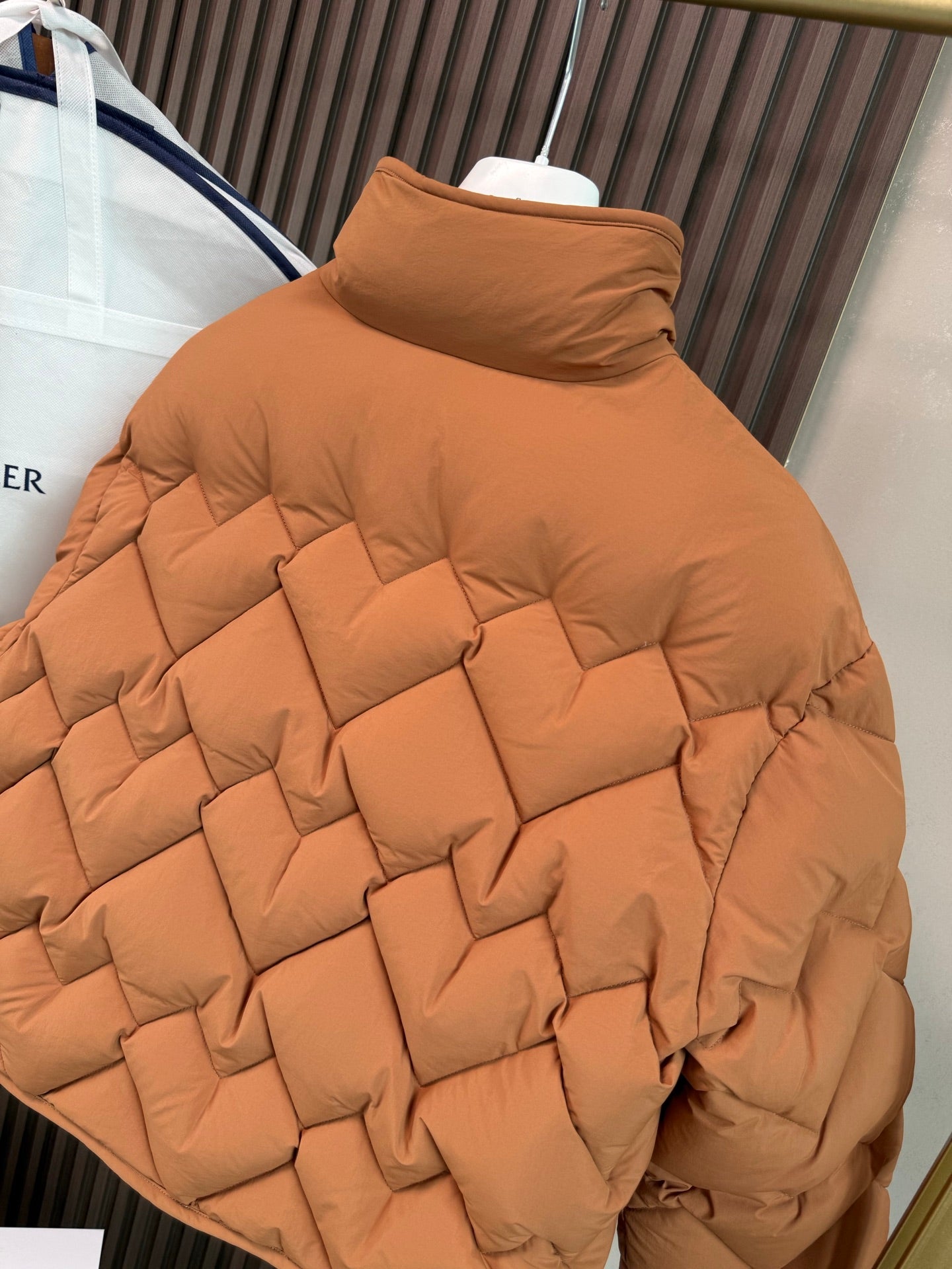 벨라 / MC 쇼트 패딩