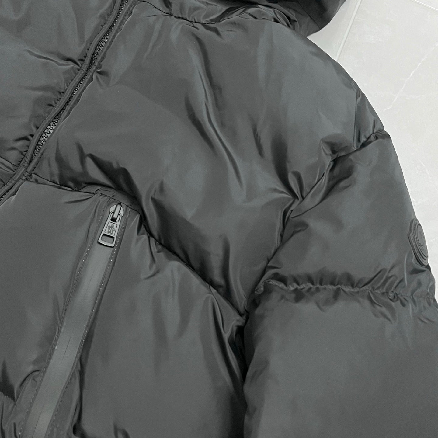 벨라 / MC 패딩