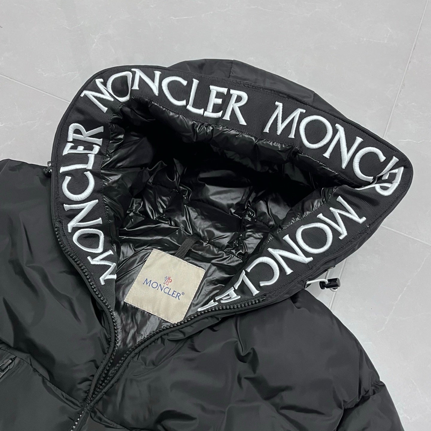 벨라 / MC 패딩