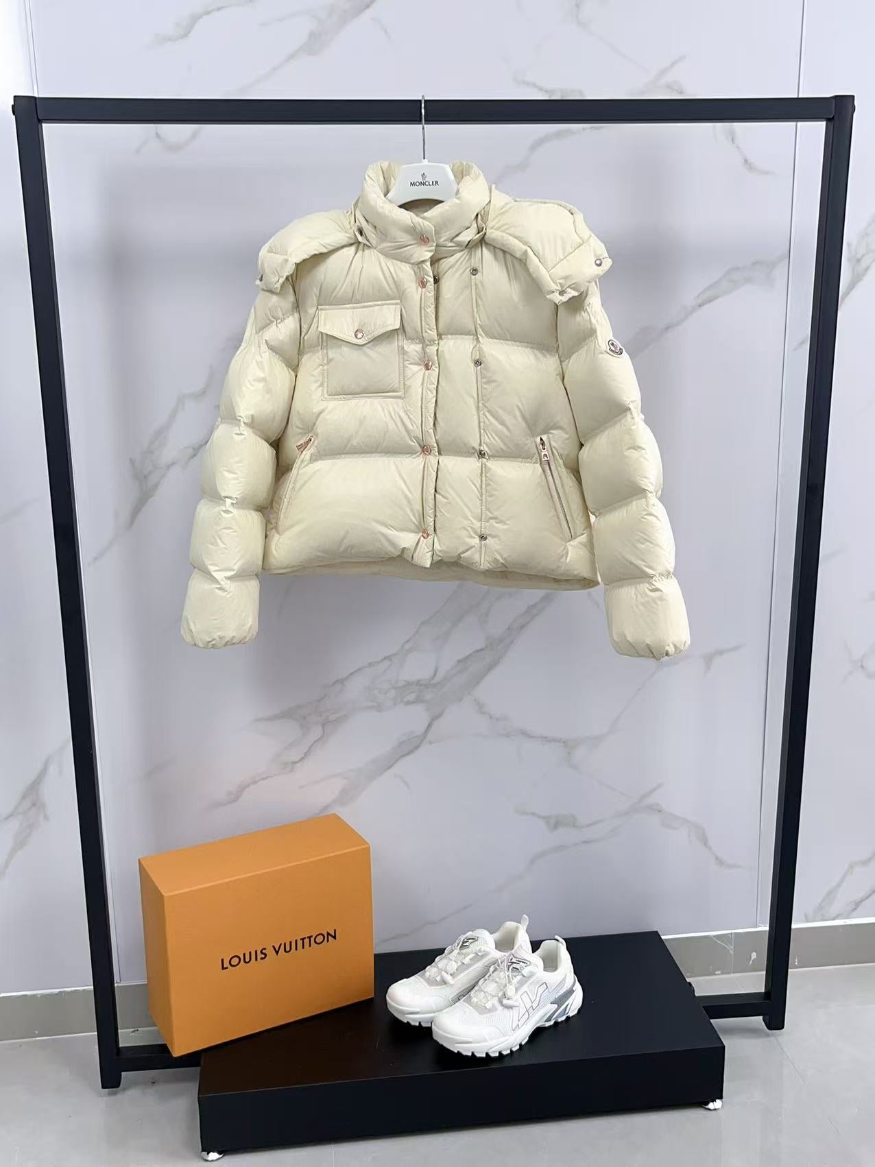 벨라 / MC 짧은 길이의 패딩 재킷