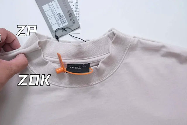 ZOK / 발렌시아가  파리 SS24 레터링 효과 반팔