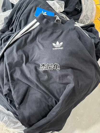 꼬부기 / 발렌시아가 콜라보 3선 반팔 티셔츠