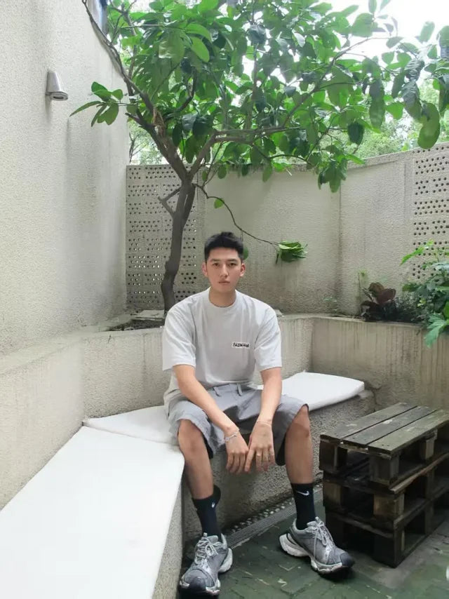 MK / 발렌시아가 라운드넥 반팔 티셔츠