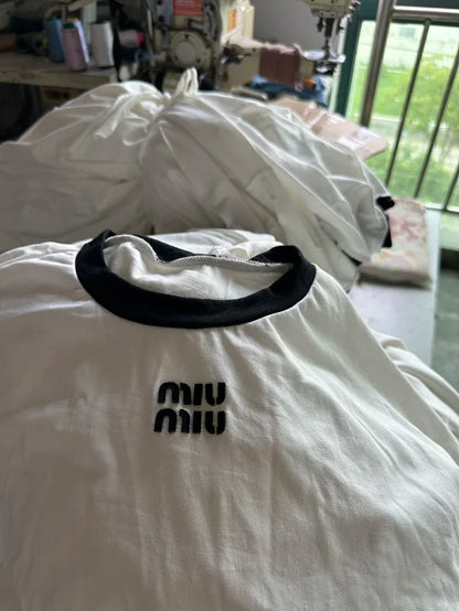MK  / 미우미우 레터링 자수 라운드넥 긴팔