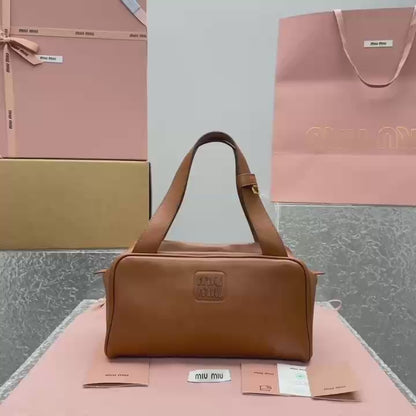 카타 / 미우미우 신형 볼링백
