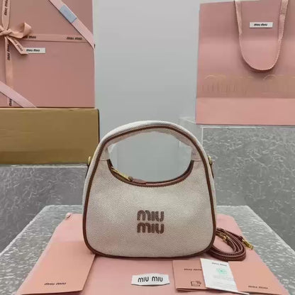 카타 / 미우미우 핸드백