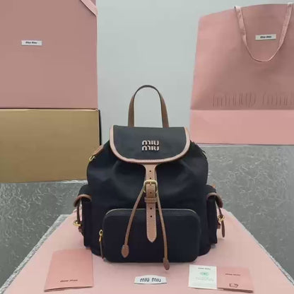 카타 / 미우미우 봄·여름 컬렉션 백팩