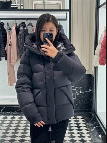 지이 / MC 후드 패딩