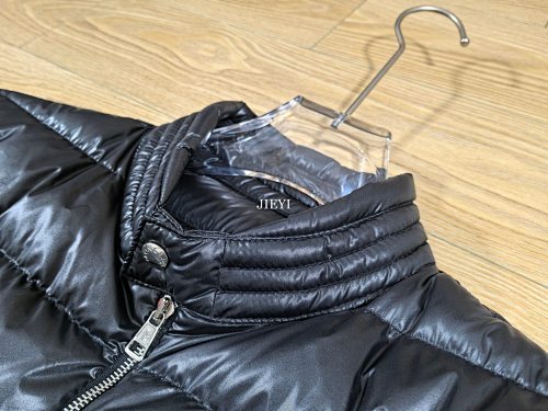 지이 / MC 패딩 블랙