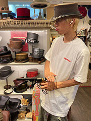 scn / Supreme Men's and Women's Short-Sleeved T-Shirt