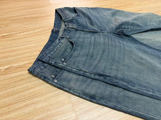 사탄 / 발렌시아가 스트레이트 데님 팬츠
